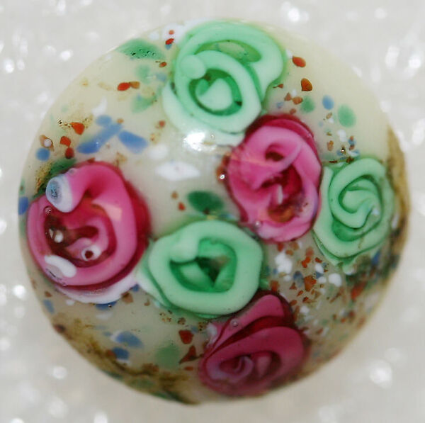 Button, glass, American or European