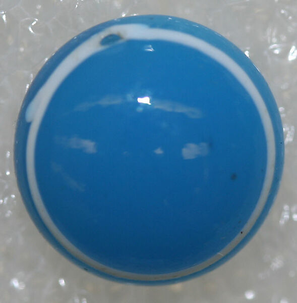 Button, glass, American or European