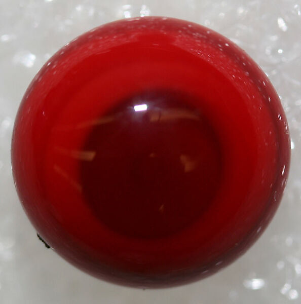 Button, glass, American or European