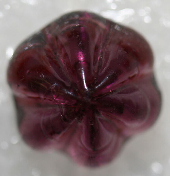 Button, glass, American or European