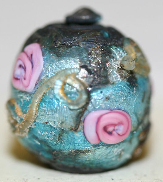 Button, glass, American or European