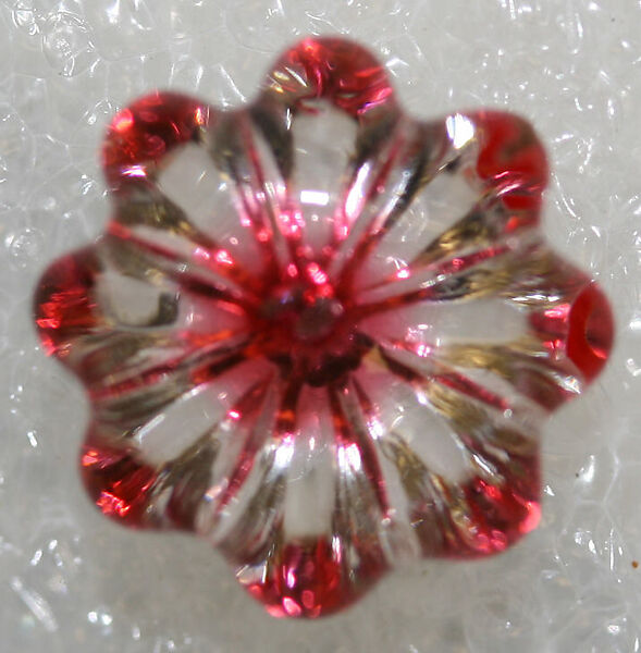 Button, glass, American or European