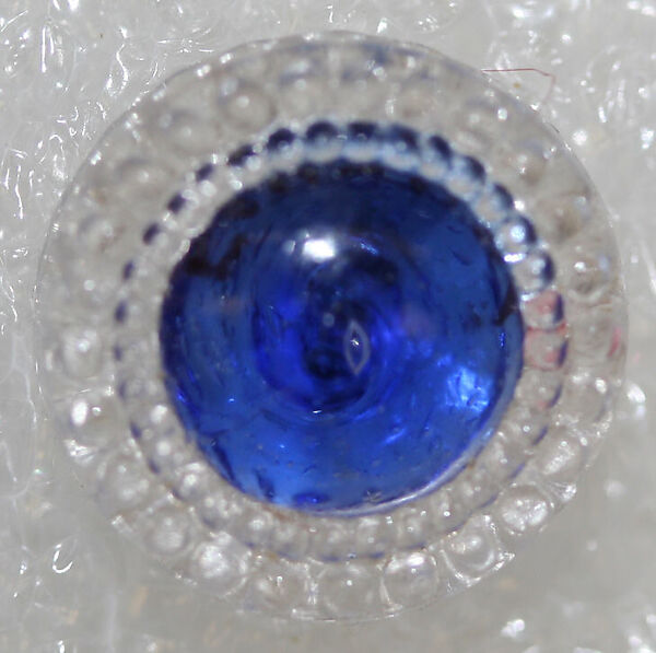 Button, glass, American or European