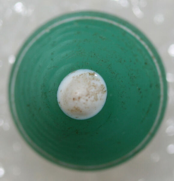 Button, glass, American or European