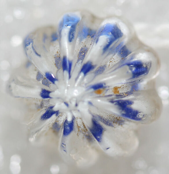 Button, glass, American or European