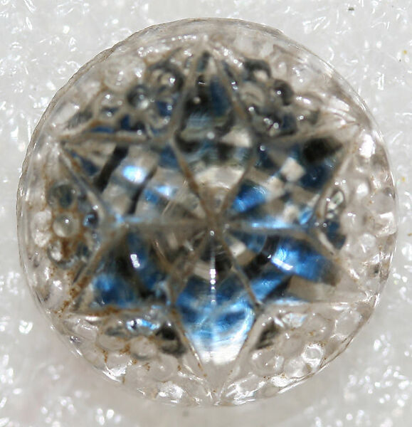 Button, glass, American or European