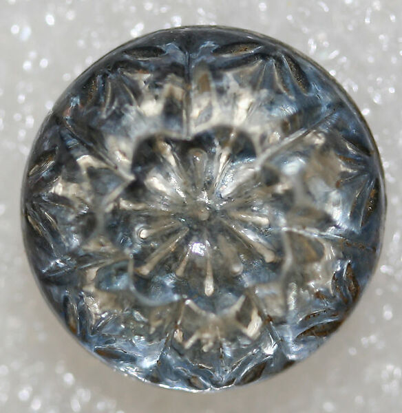 Button, glass, American or European