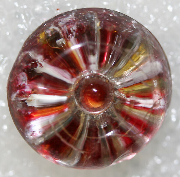 Button, glass, American or European