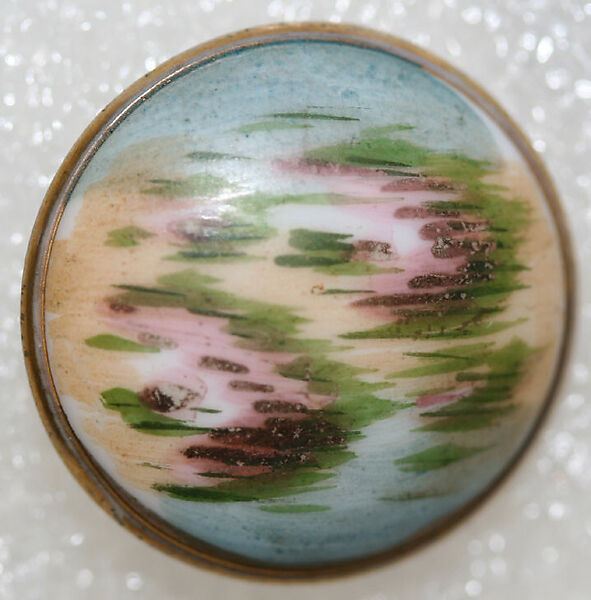 Button, glass, American or European