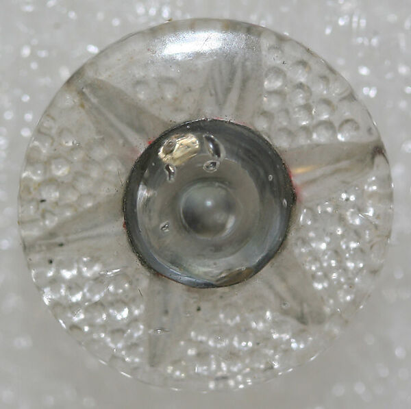 Button, glass, American or European