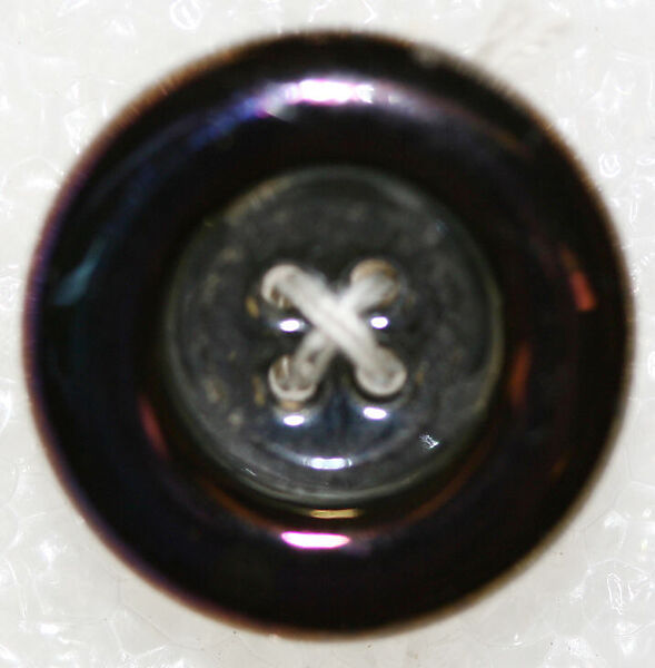 Button, glass, American or European