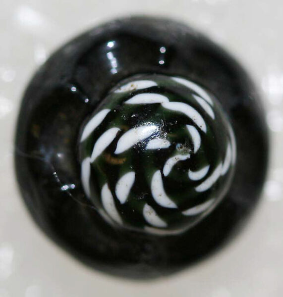 Button, glass, American or European