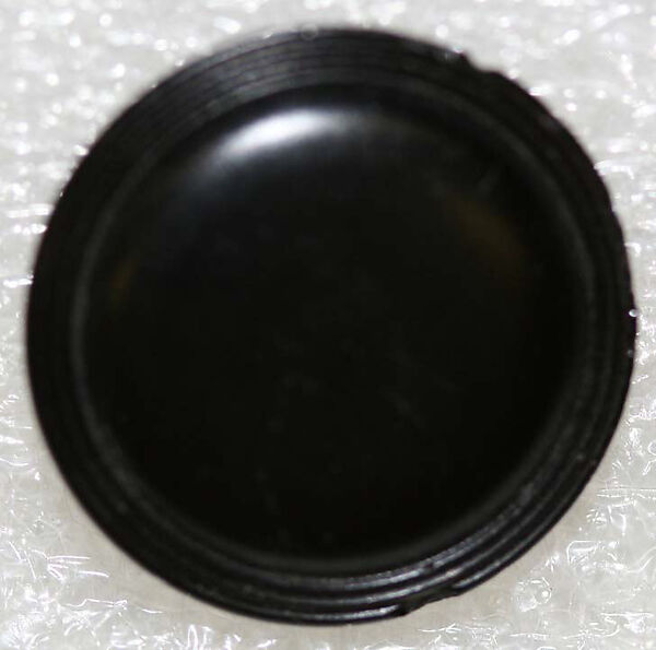 Button, glass, American or European