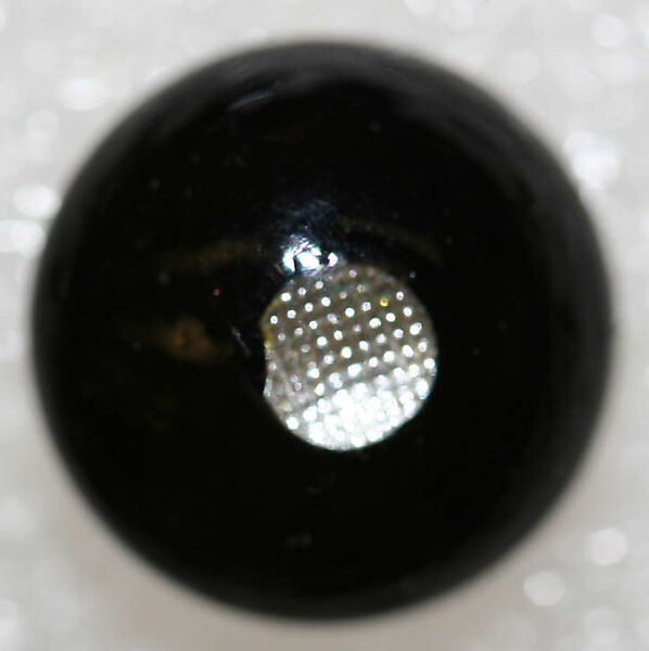 Button, glass, American or European