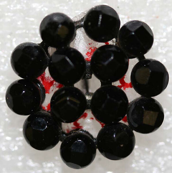 Button, glass, American or European