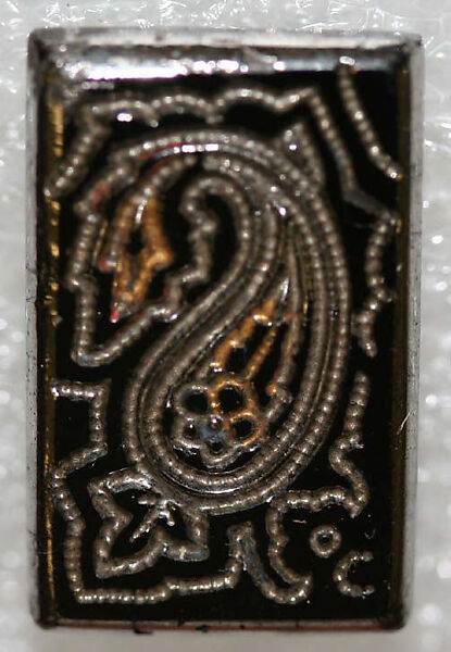 Button, glass, American or European