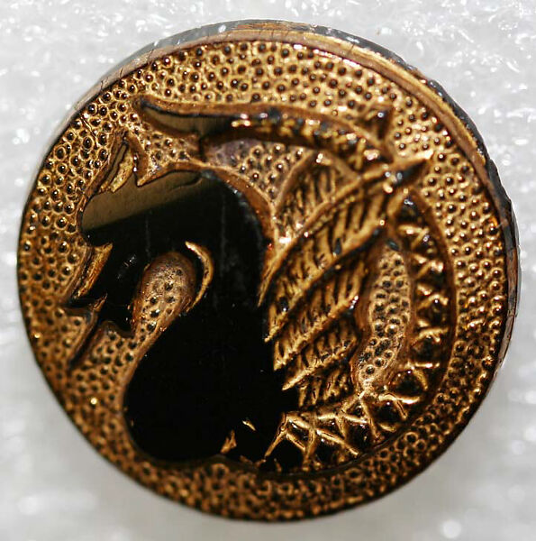 Button, glass, American or European