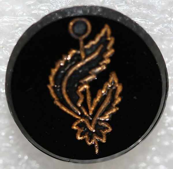 Button, glass, American or European