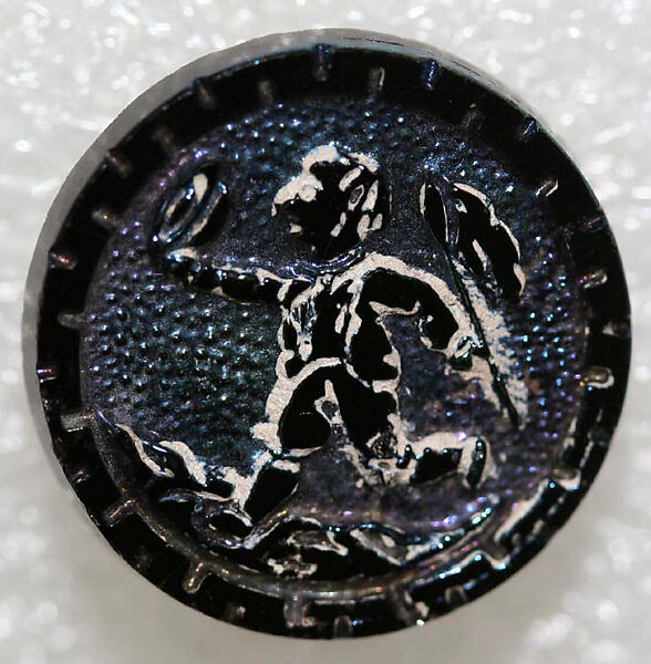 Button, glass, American or European