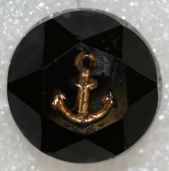 Button, glass, American or European