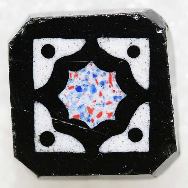 Button, glass, American or European