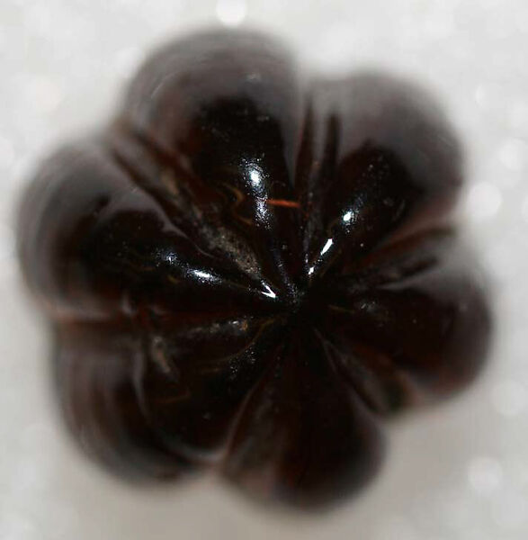 Button, glass, American or European