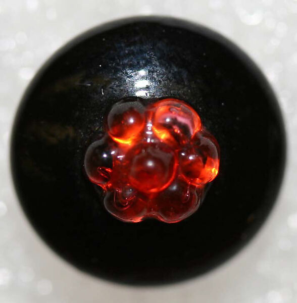 Button, glass, American or European