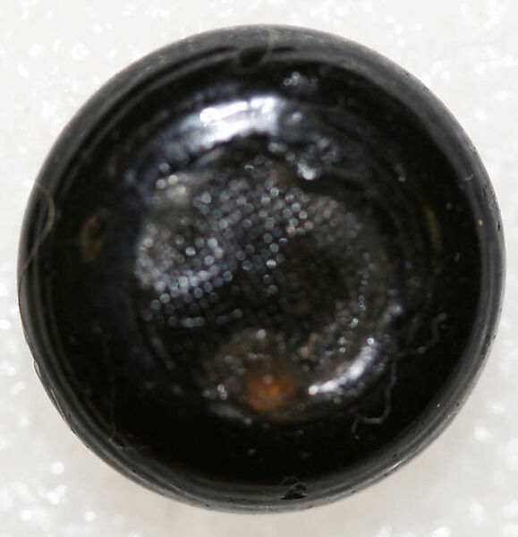 Button, glass, American or European