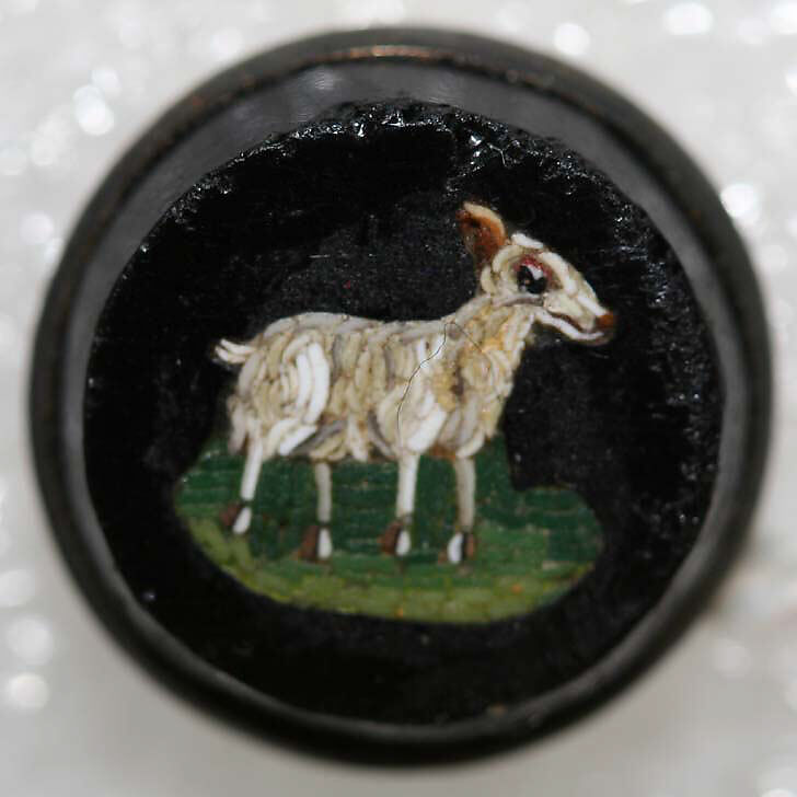 Button, mosaic, Italian