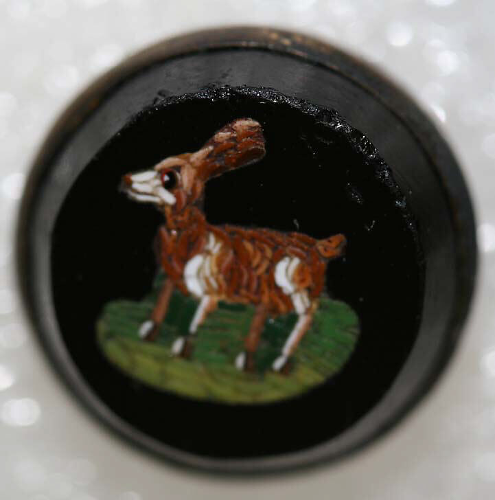 Button, mosaic, Italian