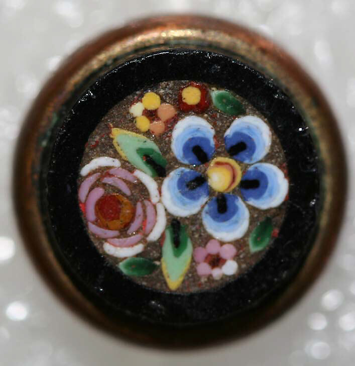 Button, mosaic, Italian
