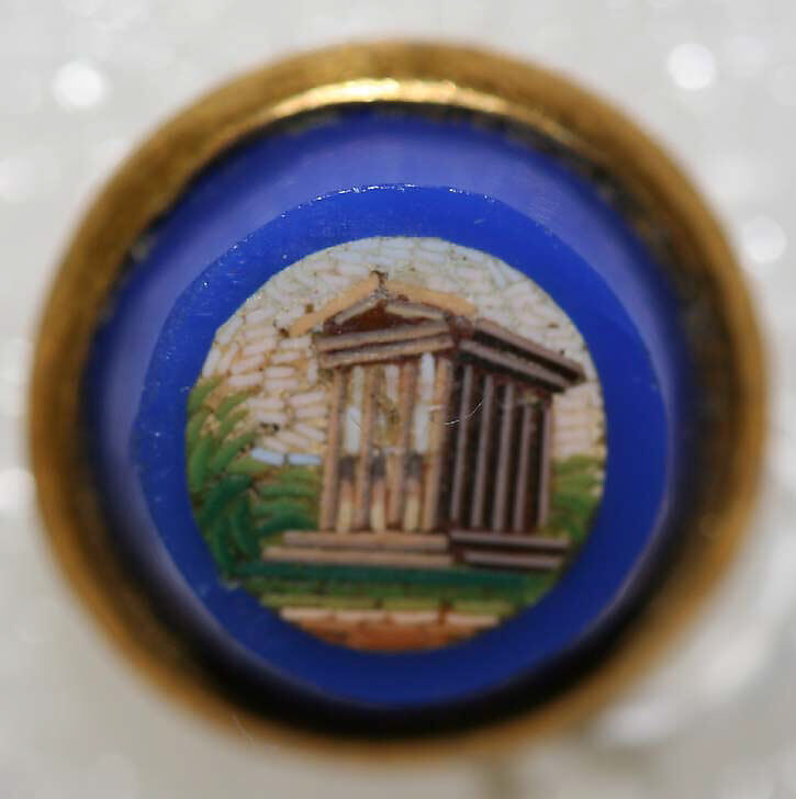 Button, mosaic, Italian