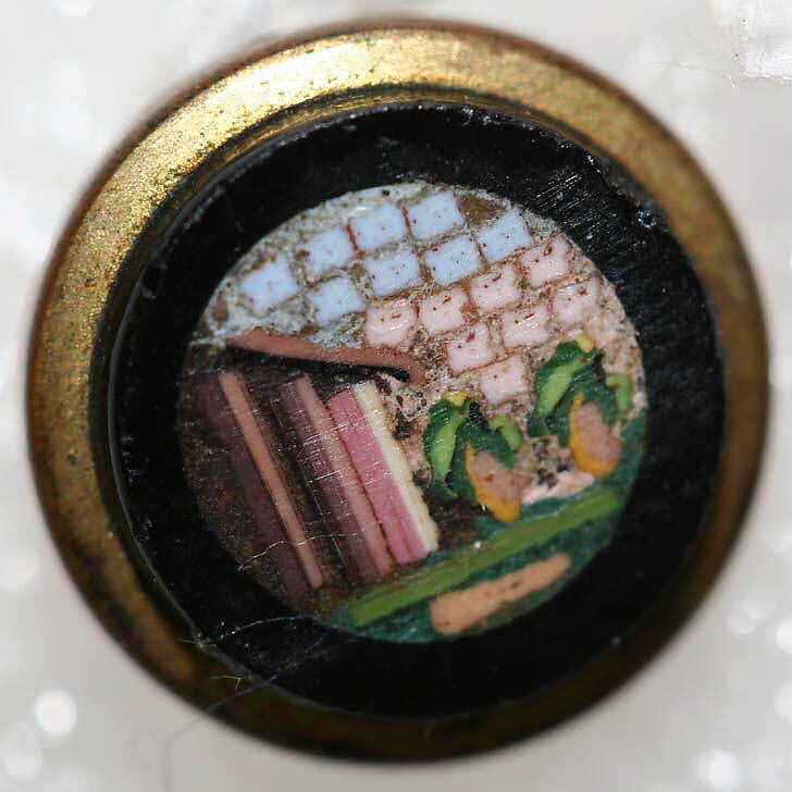 Button, mosaic, Italian