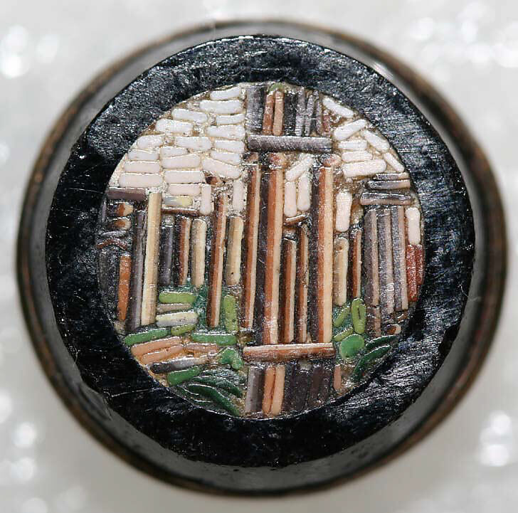 Button, mosaic, Italian