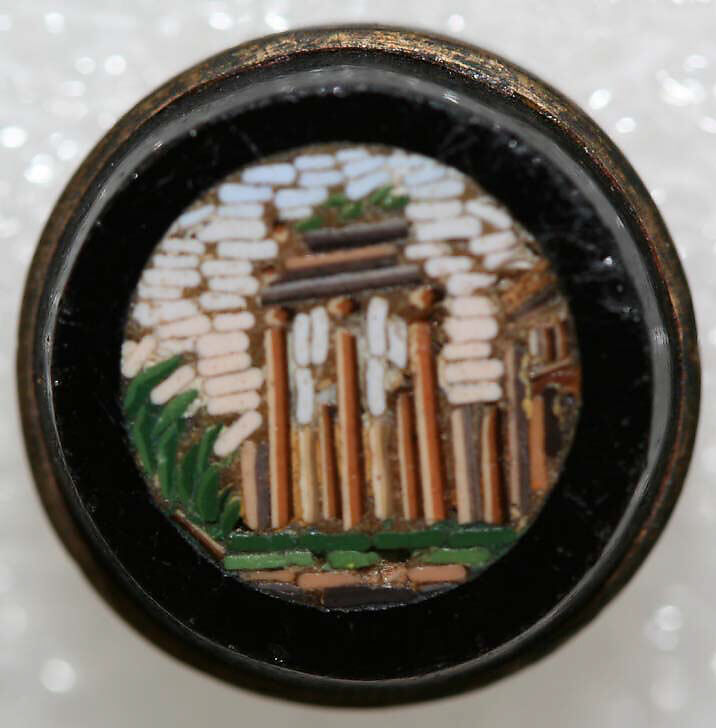 Button, mosaic, Italian
