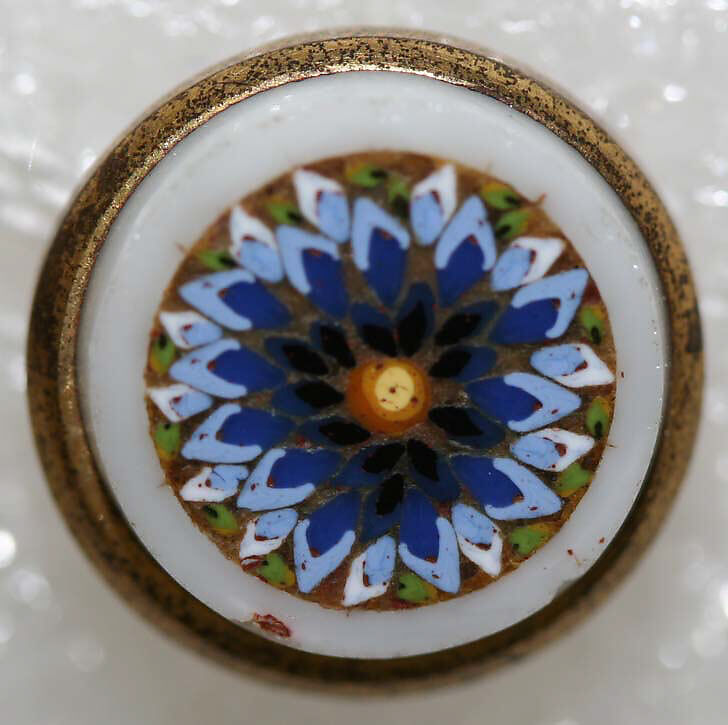 Button, mosaic, Italian