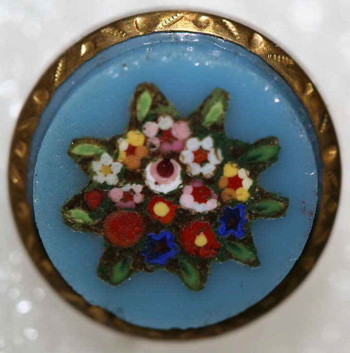 Button, mosaic, Italian