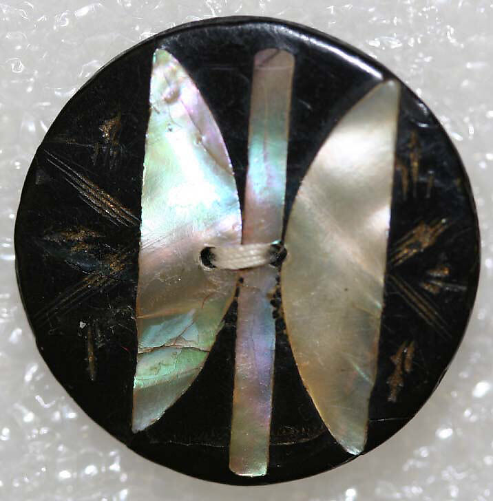 Button, horn, mother-of-pearl, paper, metal, British