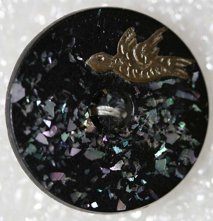 Button, horn, mother-of-pearl, paper, metal, British