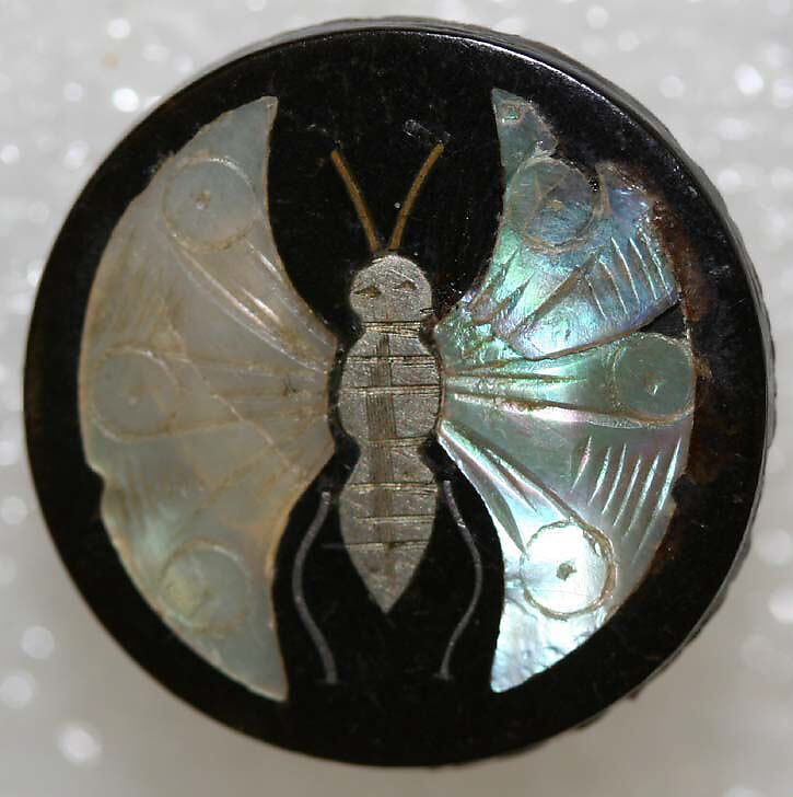 Button, horn, mother-of-pearl, paper, metal, British