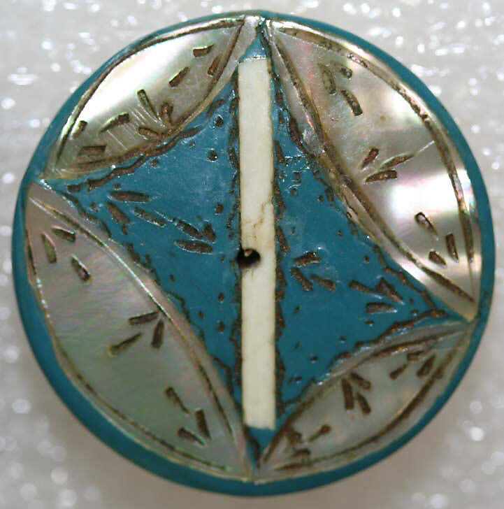 Button, horn, mother-of-pearl, paper, metal, British