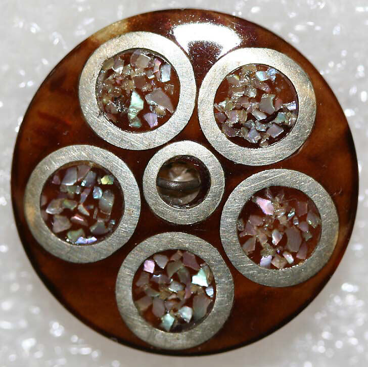 Button, horn, mother-of-pearl, paper, metal, British