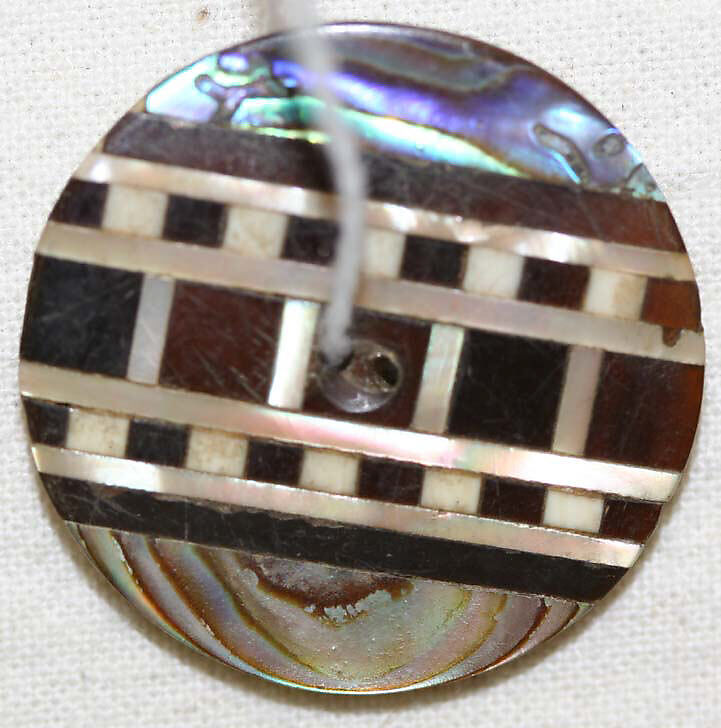 Button, horn, mother-of-pearl, paper, metal, British