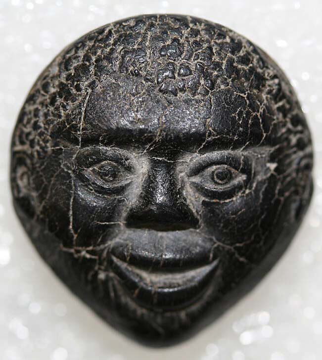 Button, horn, British