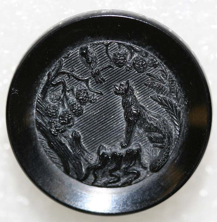 Button, horn, British