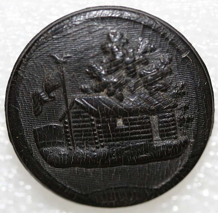 Button, horn, British