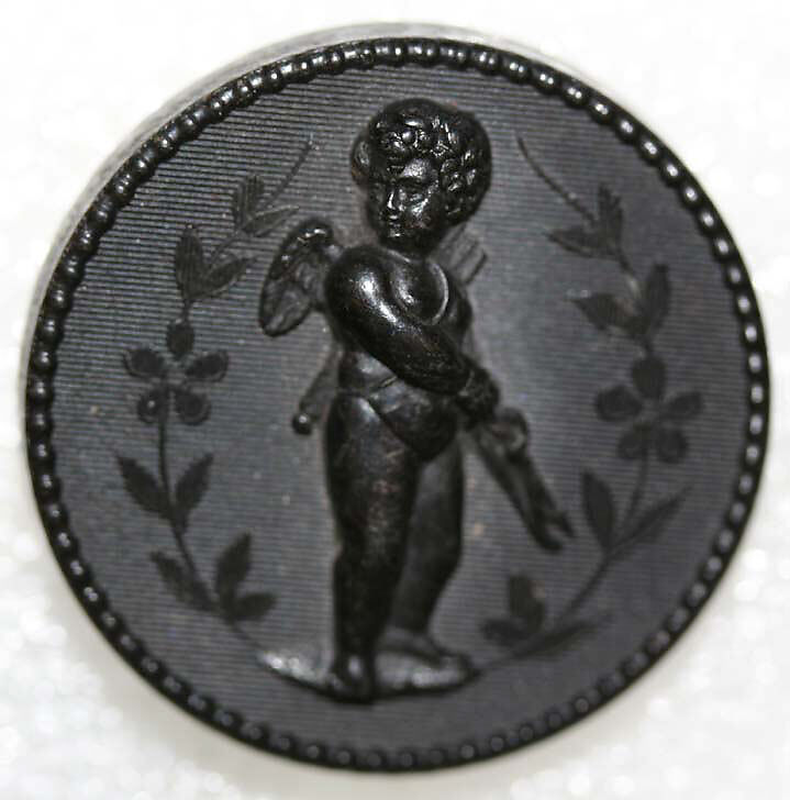 Button, horn, British