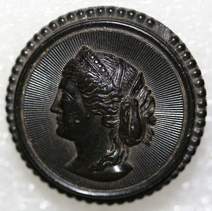 Button, horn, British