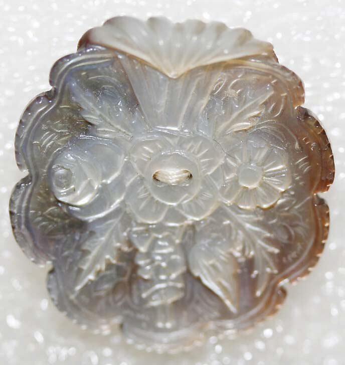Button, mother-of-pearl, American or European