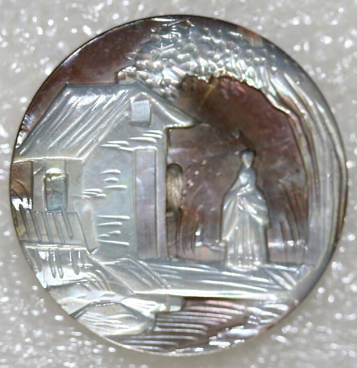 Button, mother-of-pearl, American or European